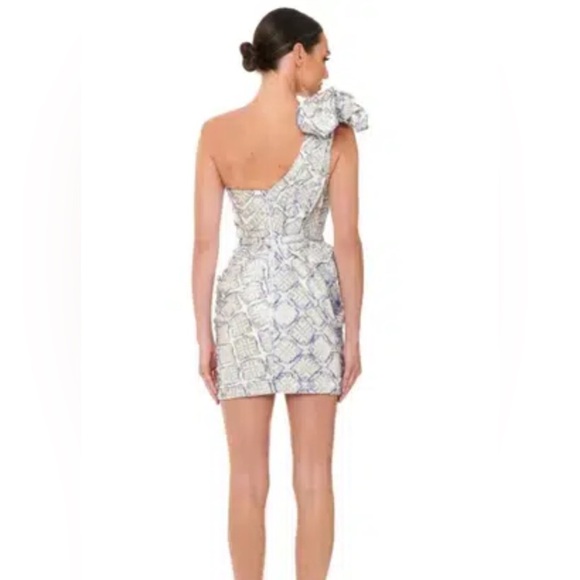 Eliya The Label Elevation Mini Dress XS Metallic Silver Blue One Shoulder Glam - Picture 2 of 11